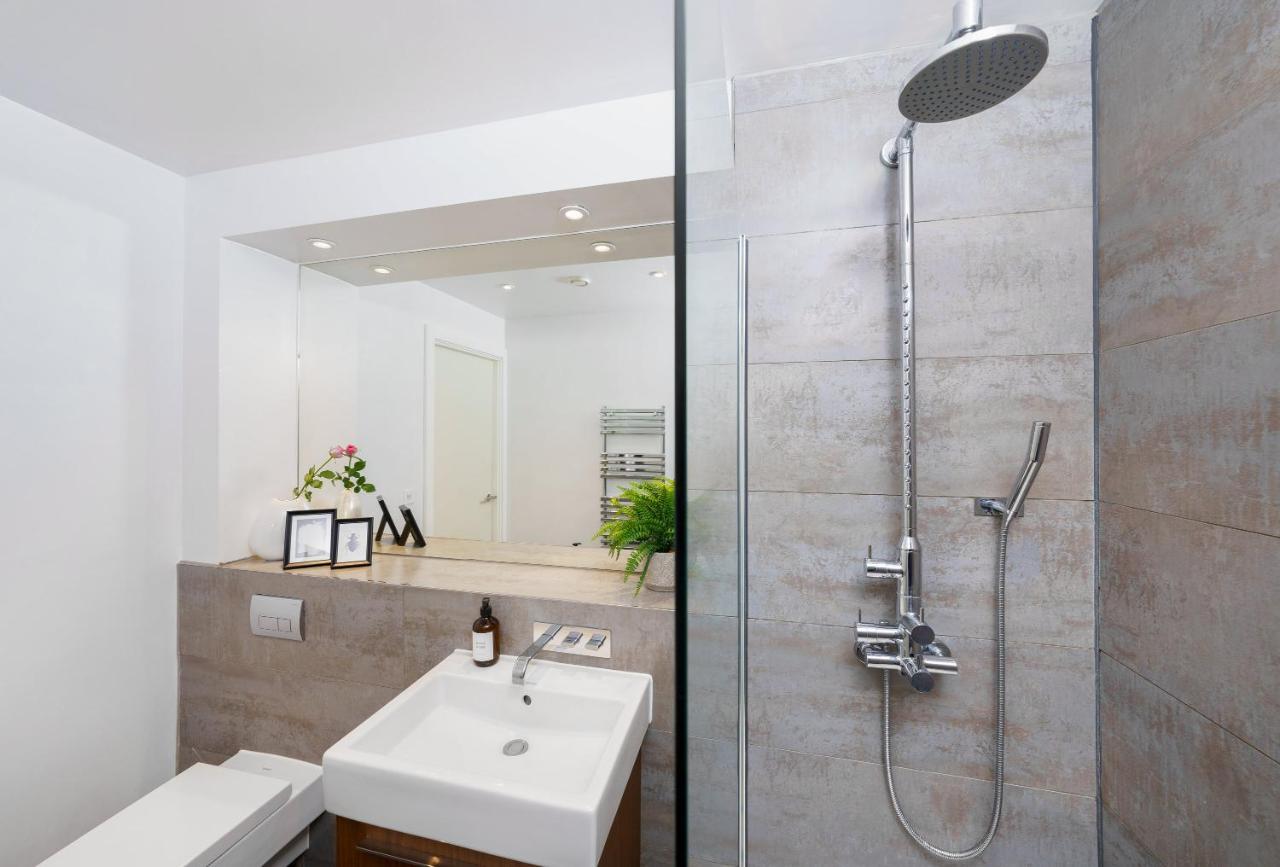 Trafalgar Sq 1 Bedr, 3 Beds Sleeps 6 لندن المظهر الخارجي الصورة