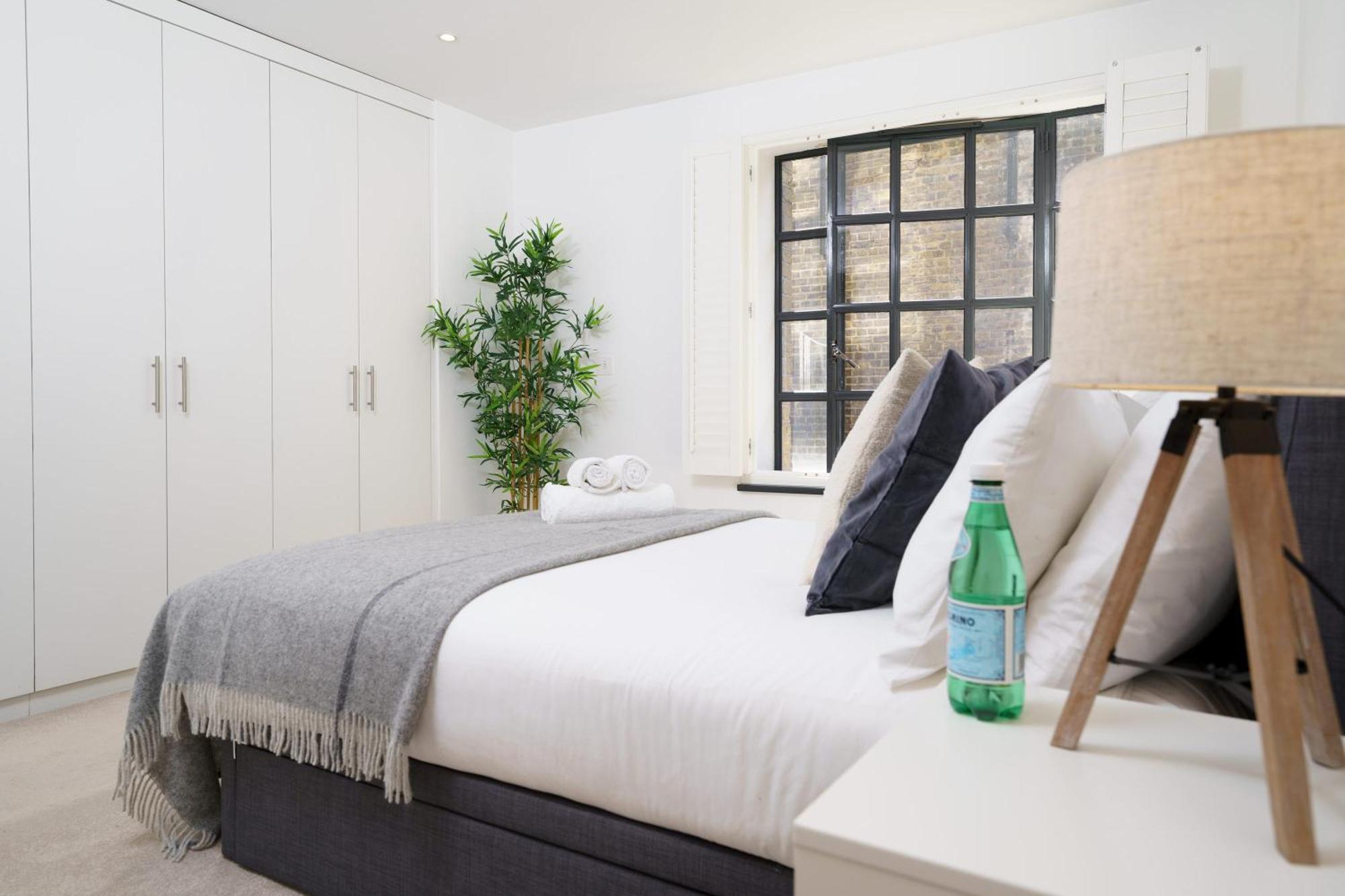 Trafalgar Sq 1 Bedr, 3 Beds Sleeps 6 لندن المظهر الخارجي الصورة